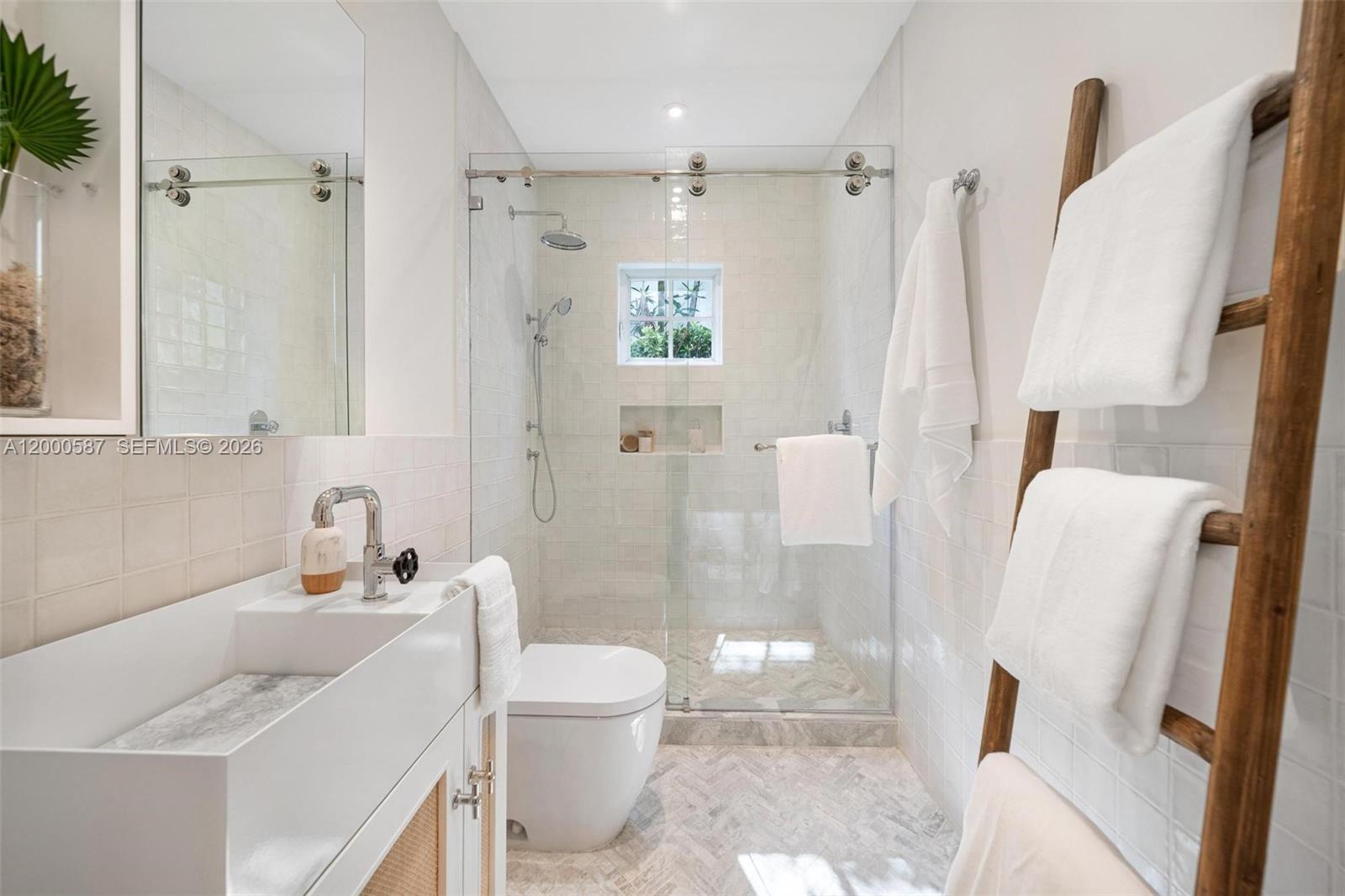 909 Roderigo Ave Coral Gables, FL 33134