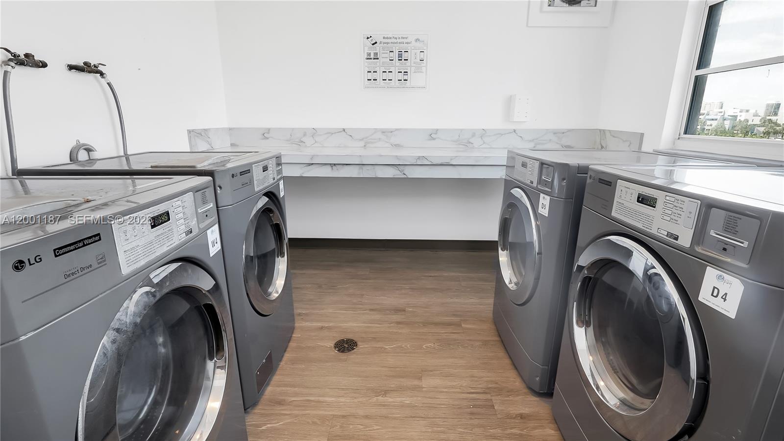 image Arlen House Condo29