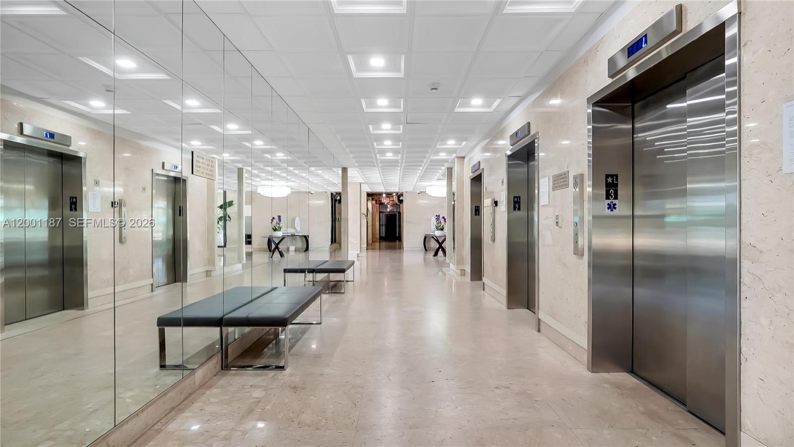 image Arlen House Condo30