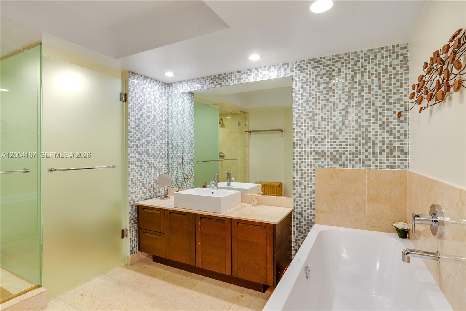 image St Tropez Sunny Isles15