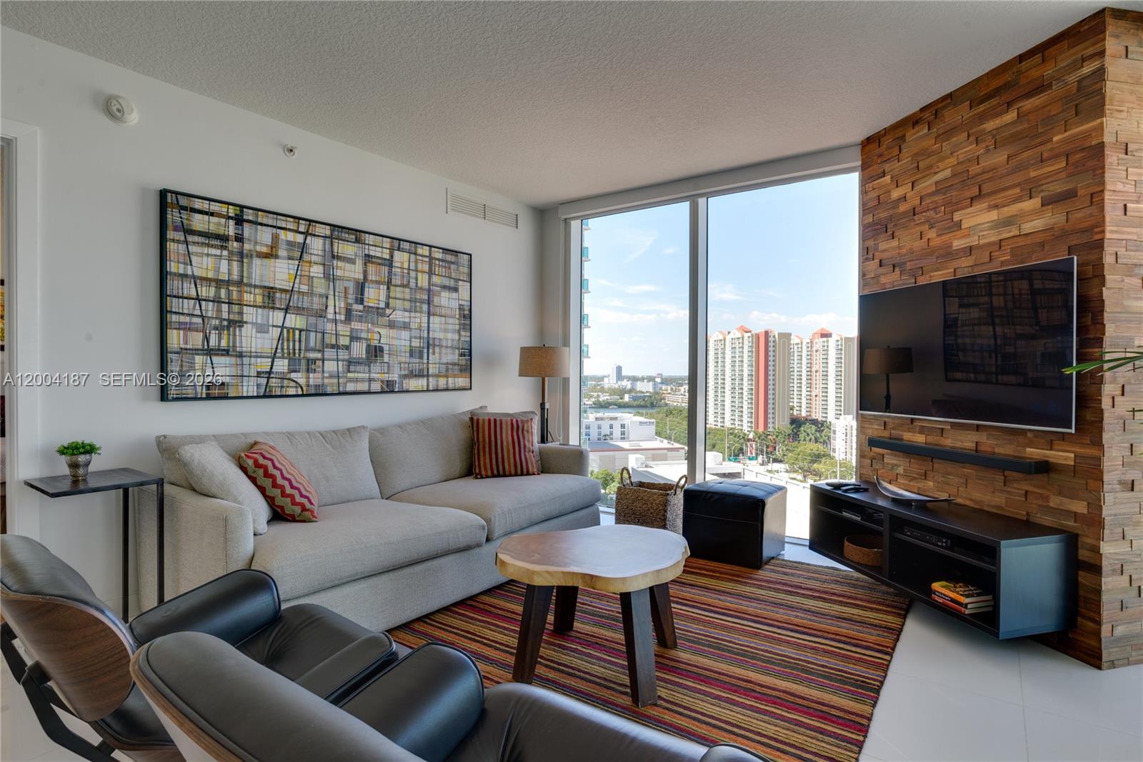 image St Tropez Sunny Isles1
