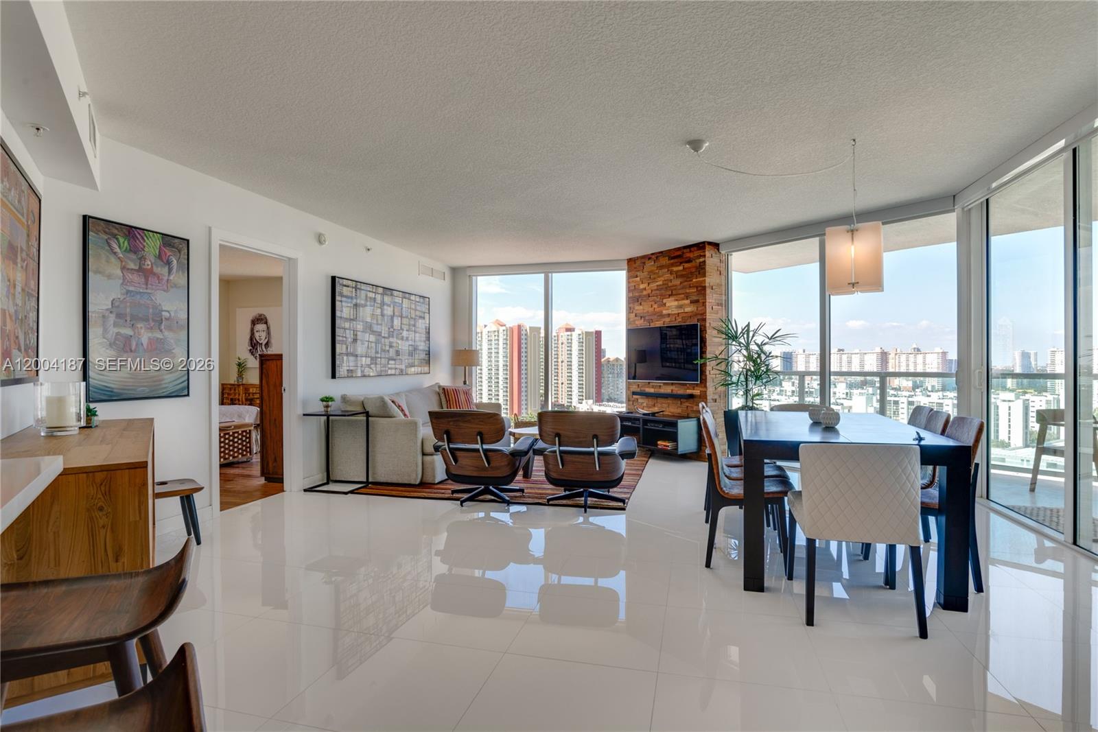 image St Tropez Sunny Isles2