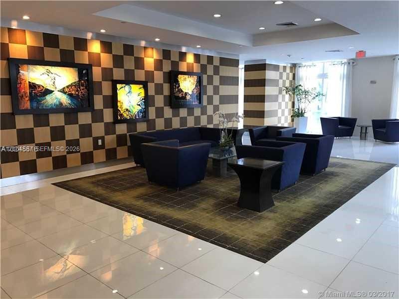 image 1800 Club8