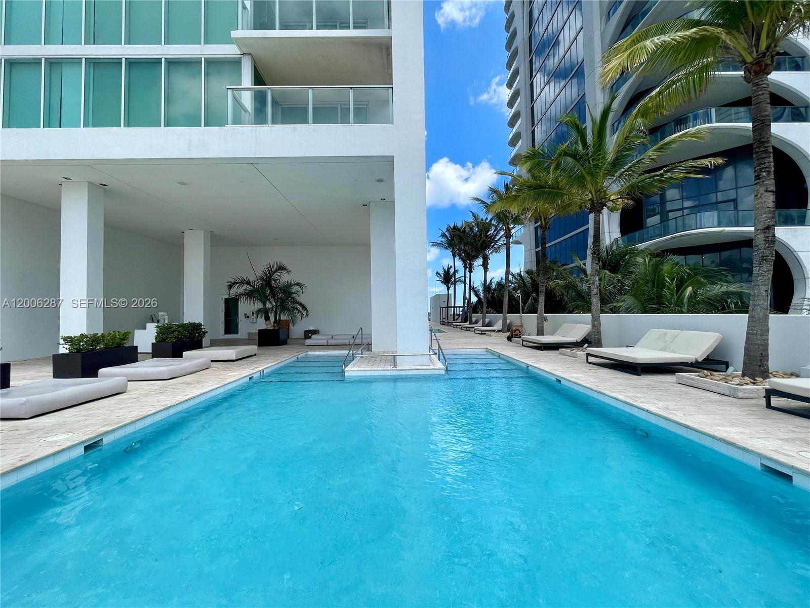 image Ten Museum Park20