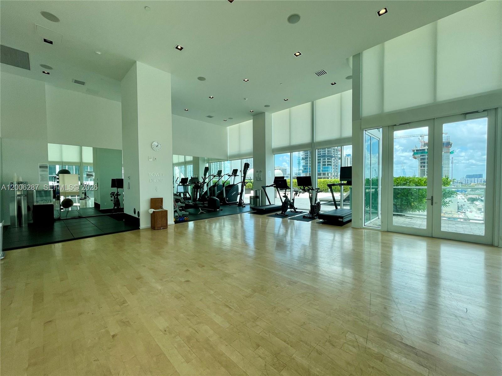 image Ten Museum Park26