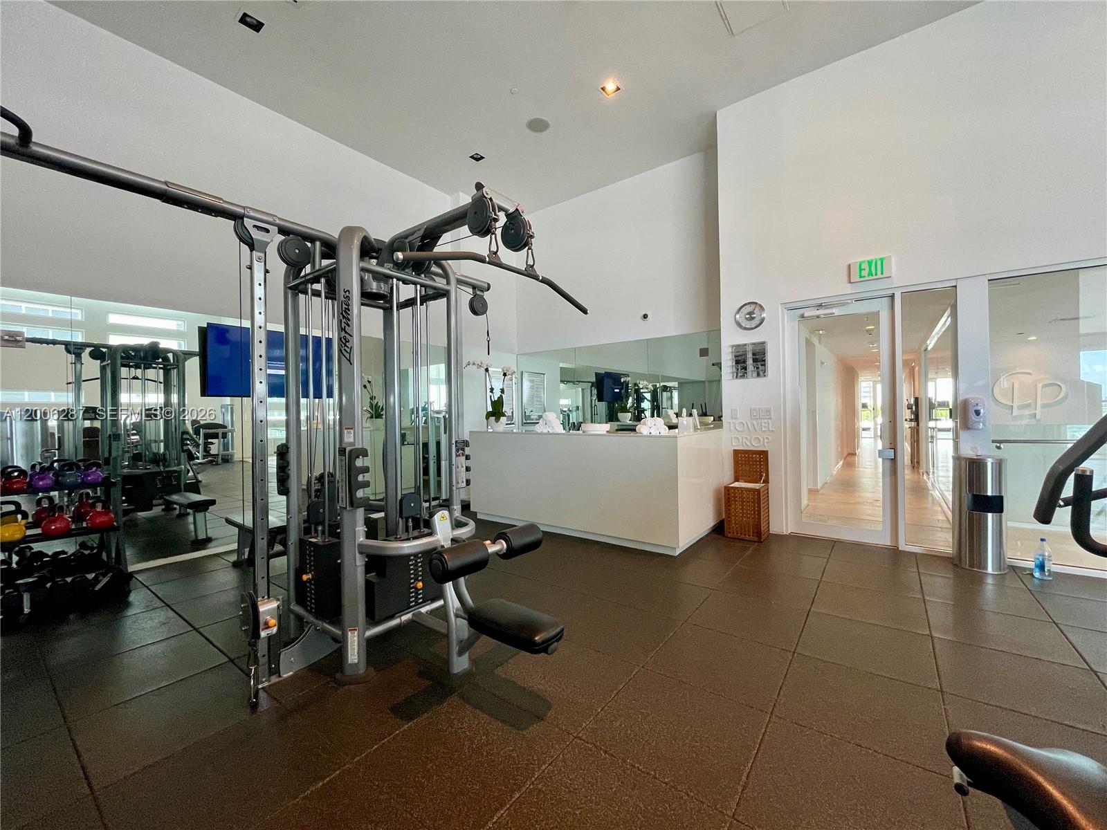 image Ten Museum Park28