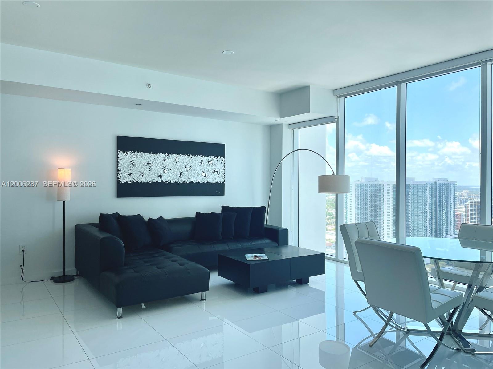 image Ten Museum Park5