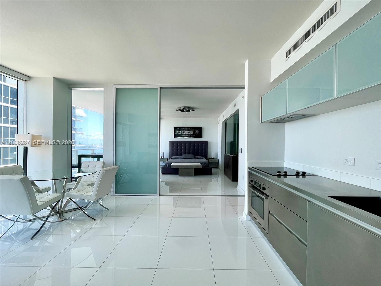 image Ten Museum Park7