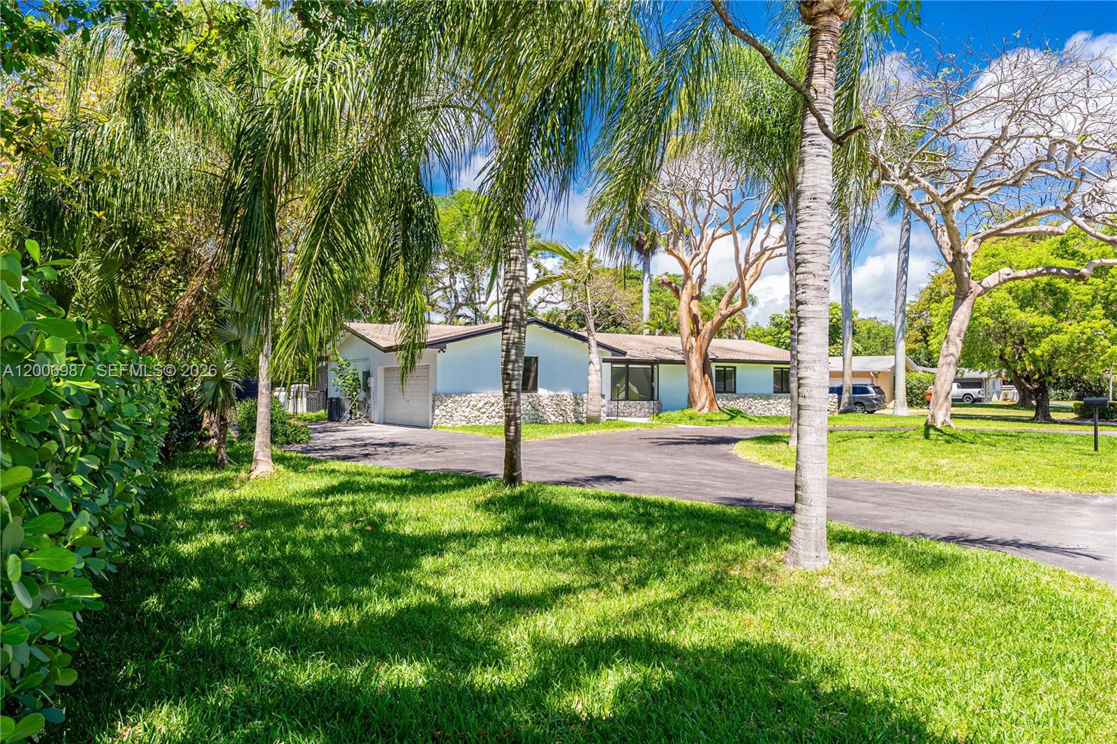 17737 SW 86th Ave Palmetto Bay, FL 33157