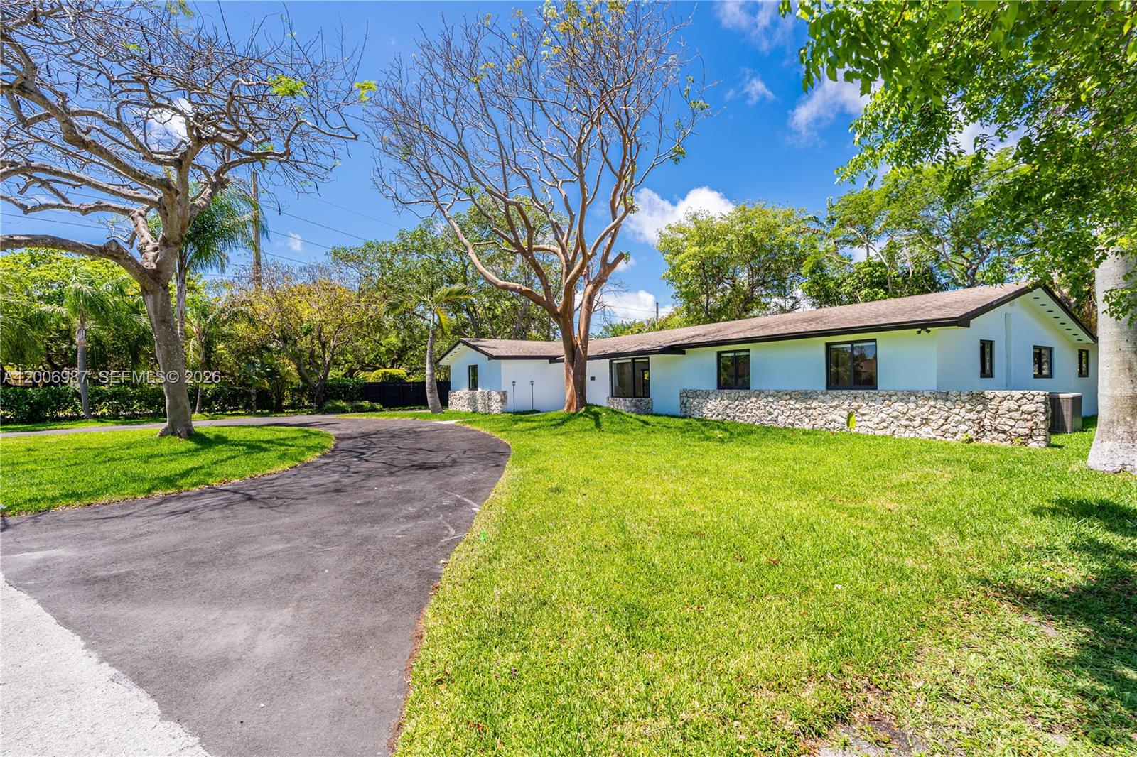 17737 SW 86th Ave Palmetto Bay, FL 33157