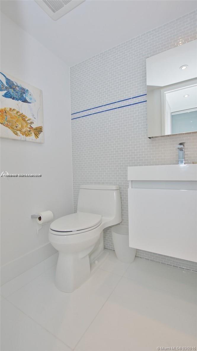 image Arlen House East7
