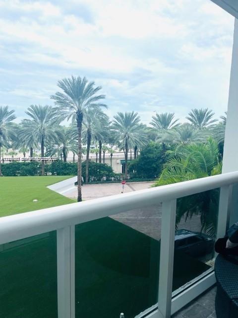 image Harbour House9