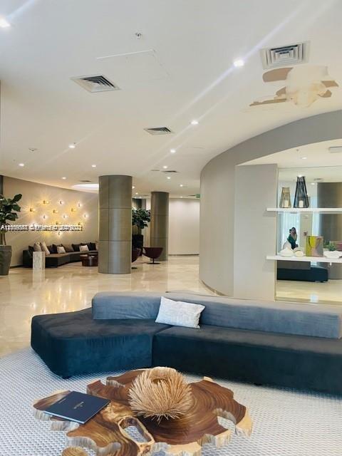 image Harbour House19