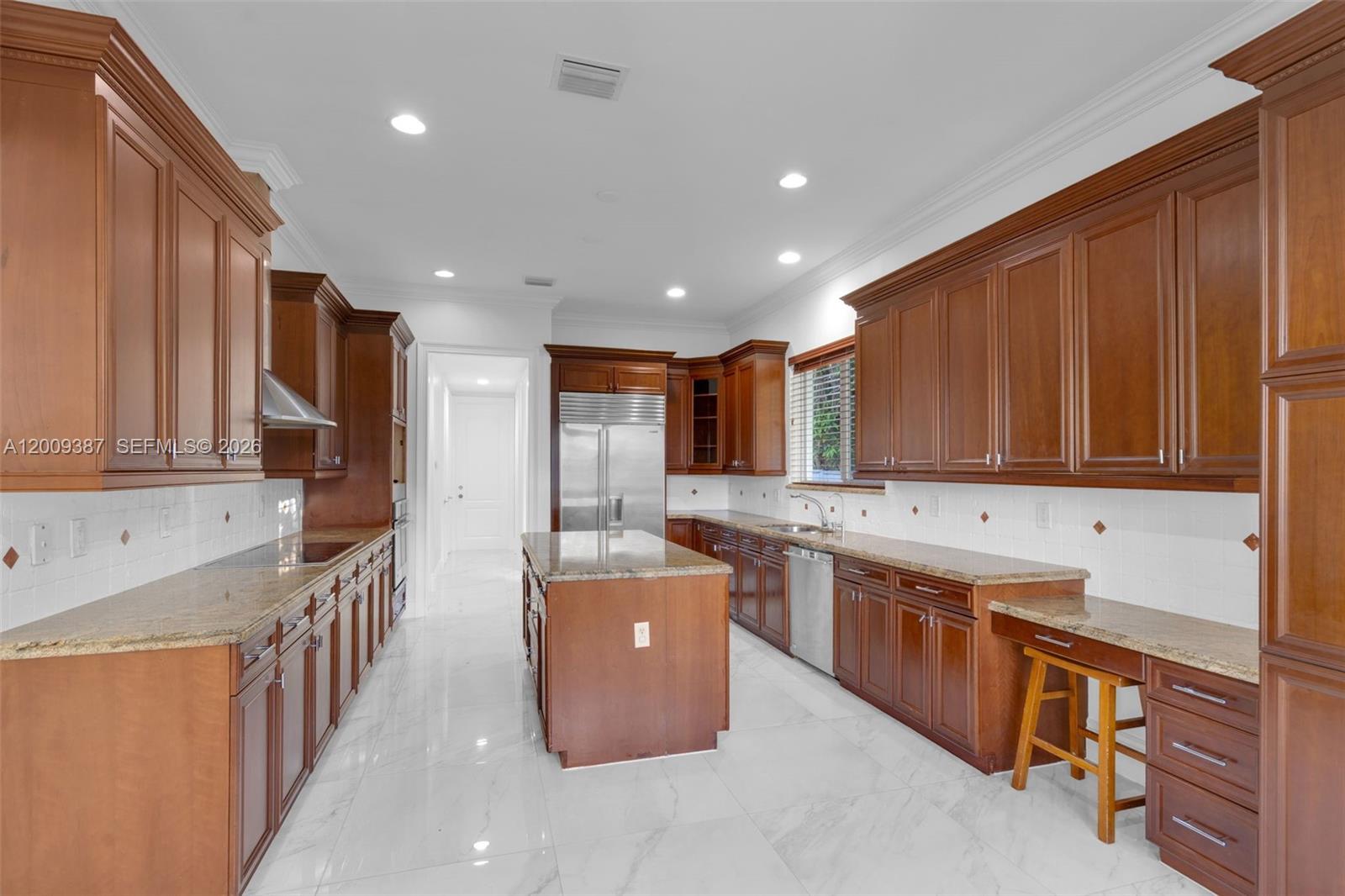 8479 SW 122nd St Miami, FL 33156