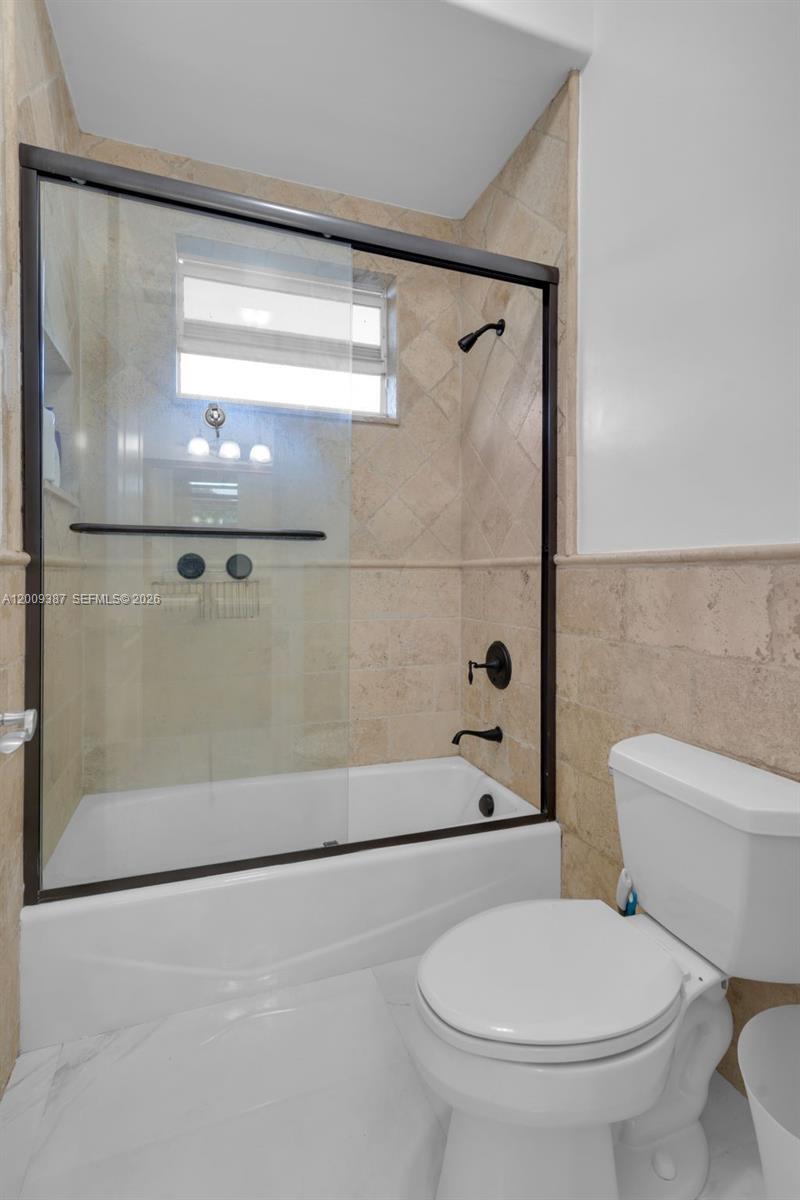 8479 SW 122nd St Miami, FL 33156
