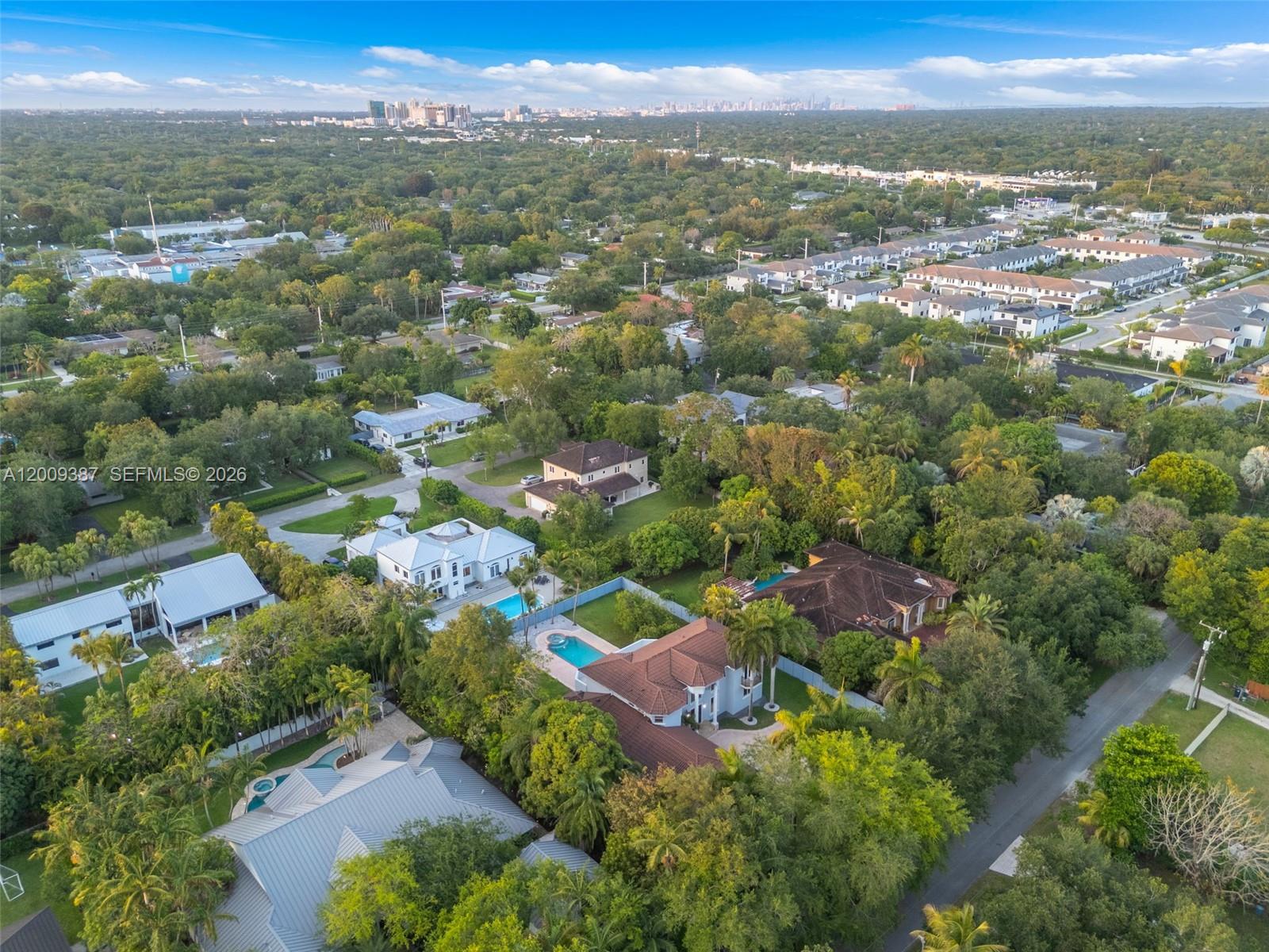 8479 SW 122nd St Miami, FL 33156