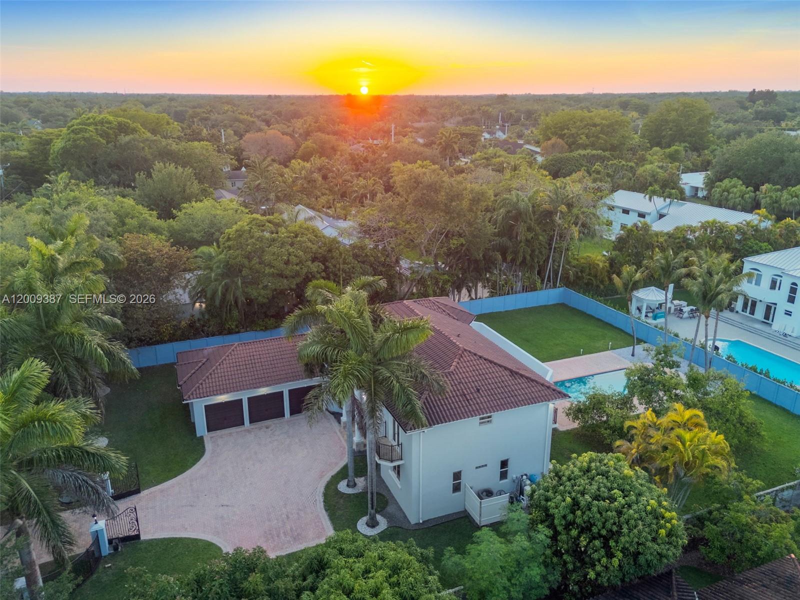 8479 SW 122nd St Miami, FL 33156