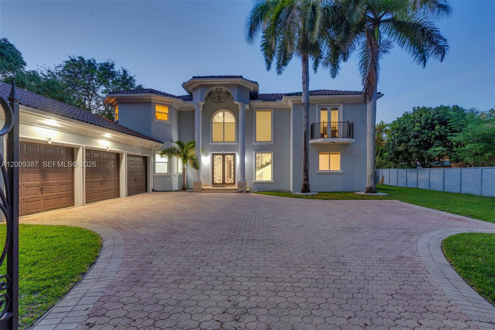 8479 SW 122nd St Miami, FL 33156