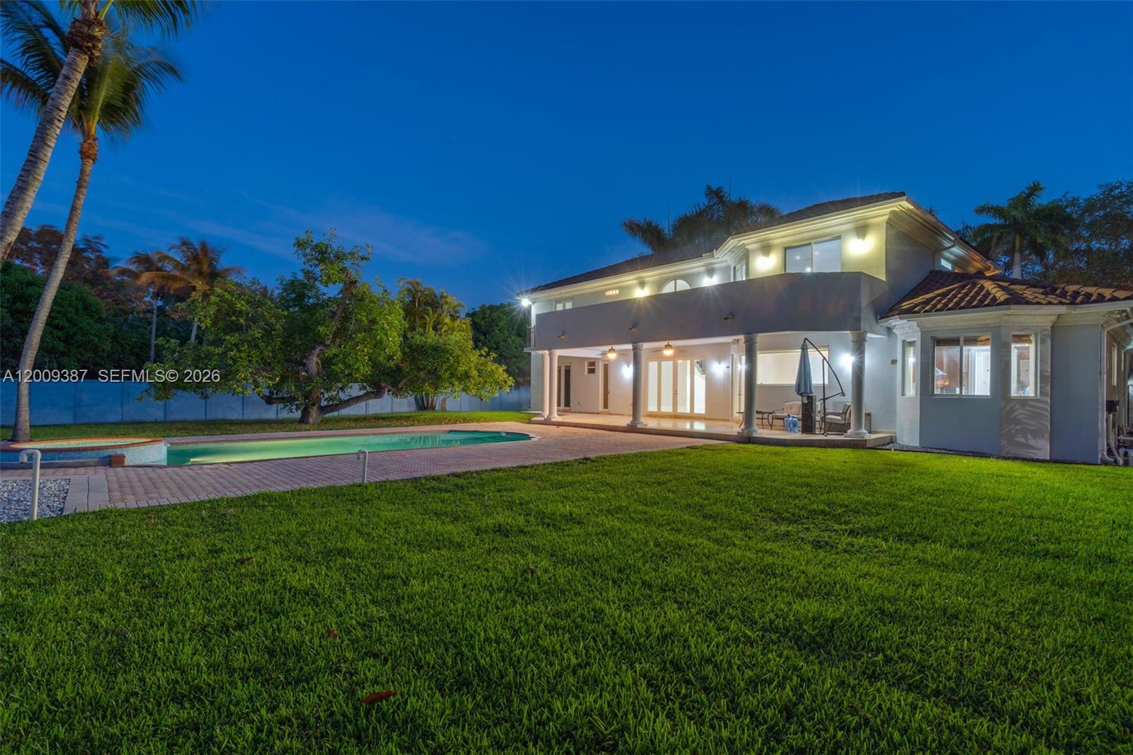8479 SW 122nd St Miami, FL 33156