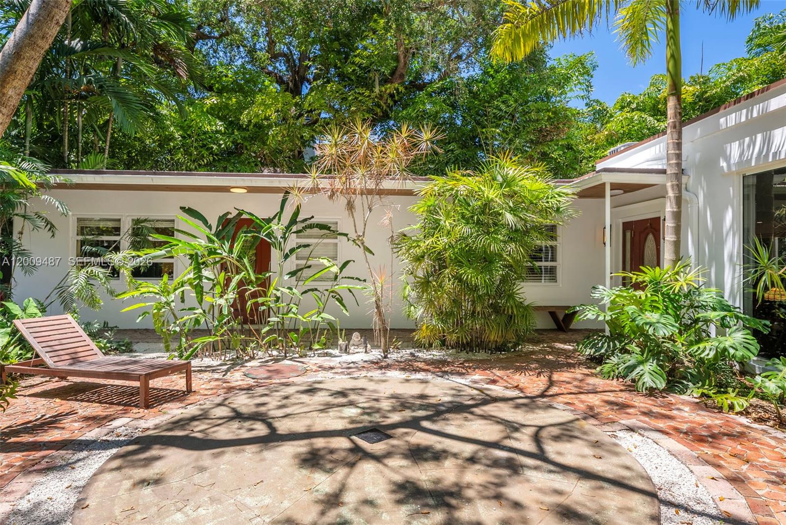 311 NE 86th St El Portal, FL 33138