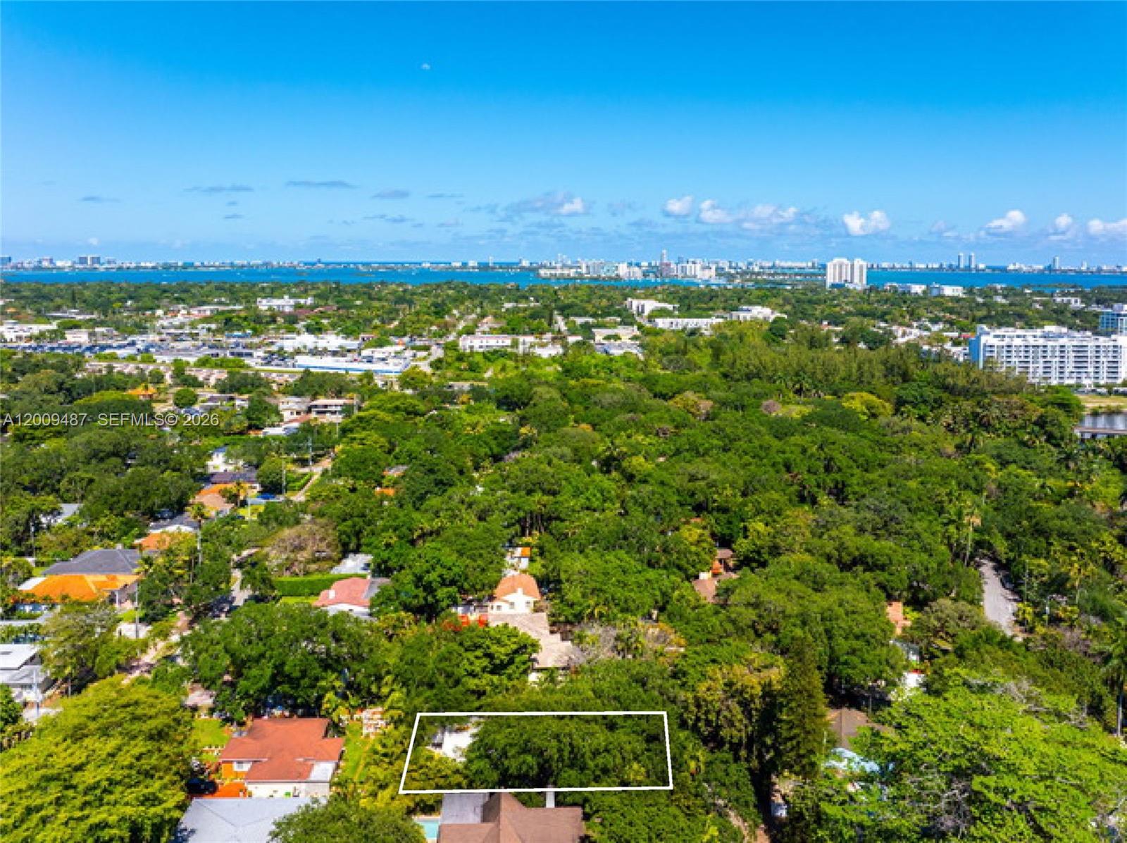 311 NE 86th St El Portal, FL 33138
