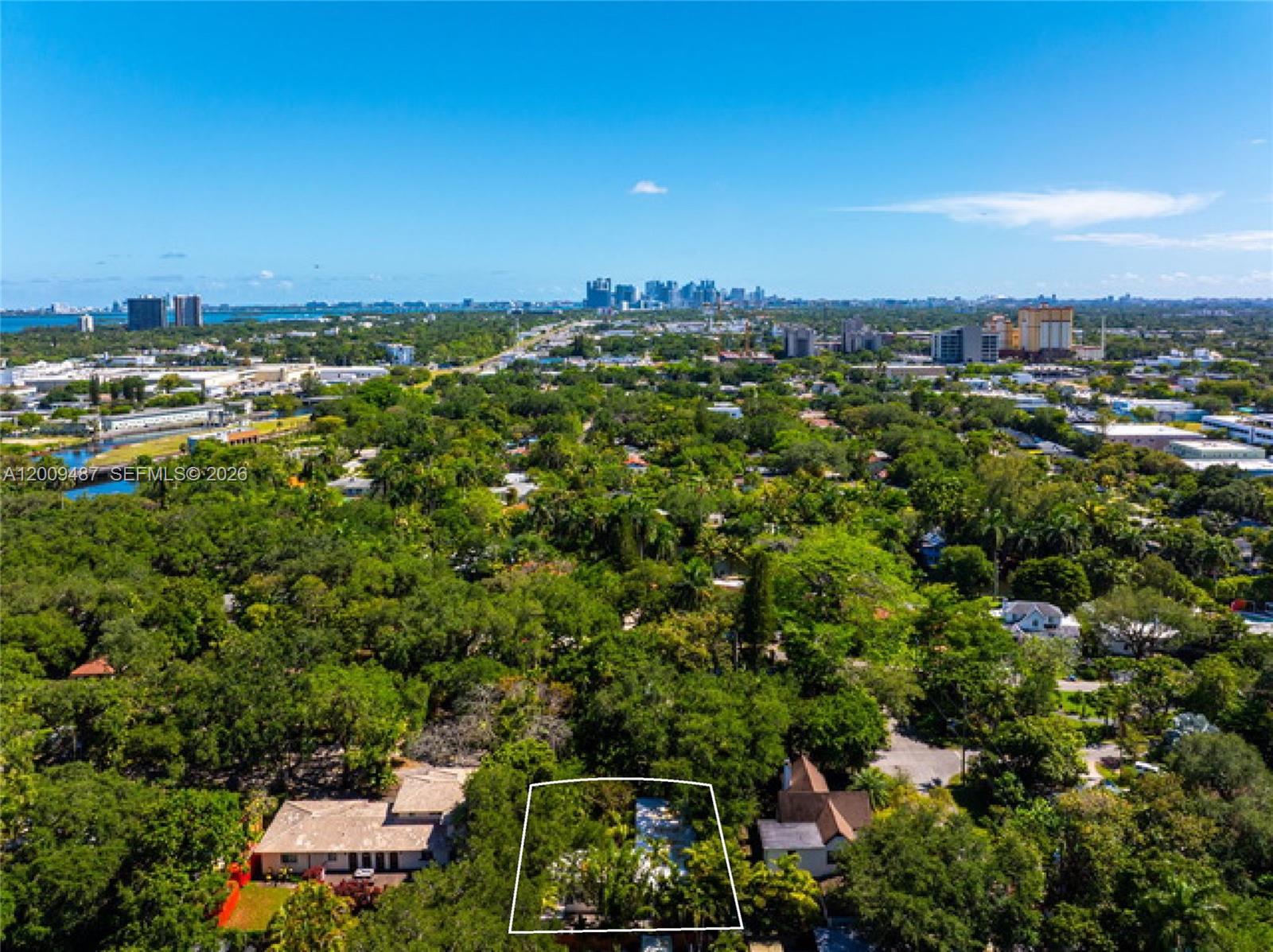 311 NE 86th St El Portal, FL 33138