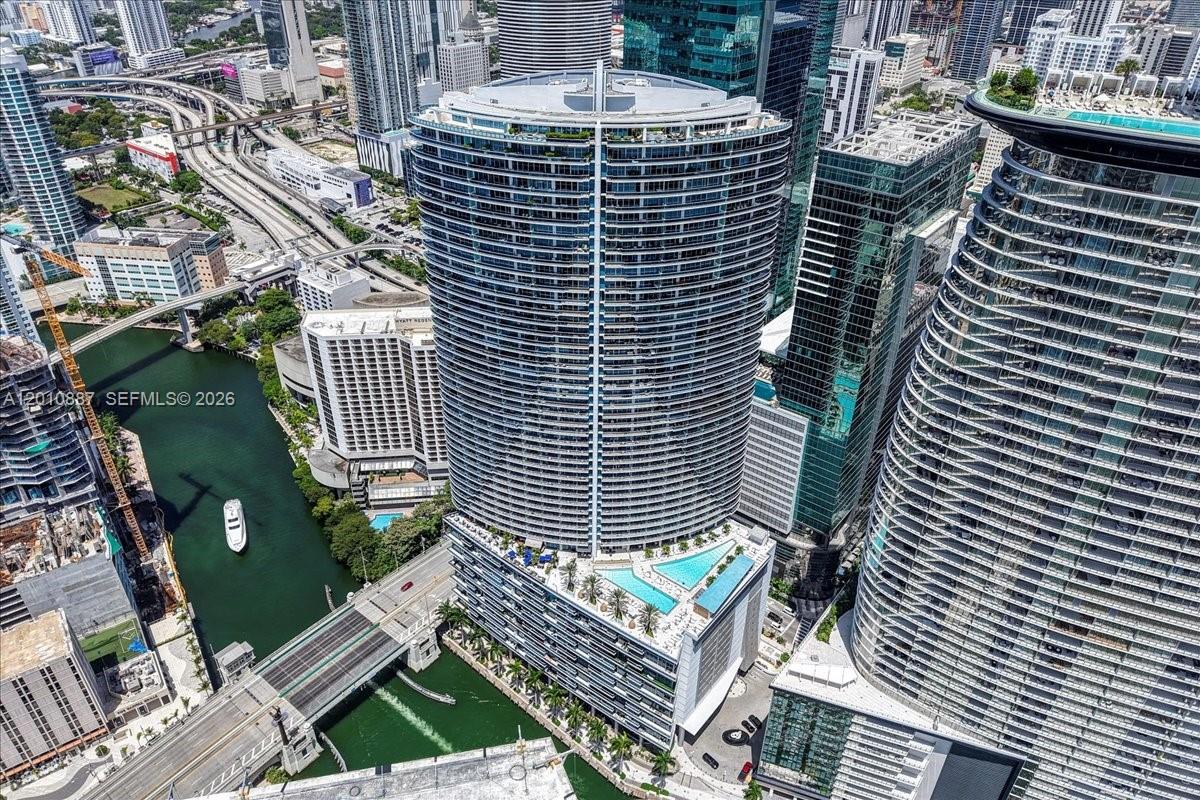 200 Biscayne Blvd Way #PH 5401 Miami, FL 33131