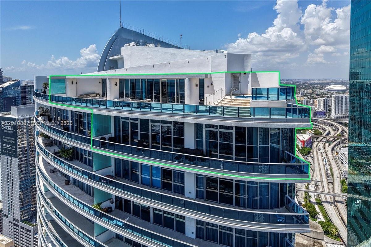 200 Biscayne Blvd Way #PH 5401 Miami, FL 33131