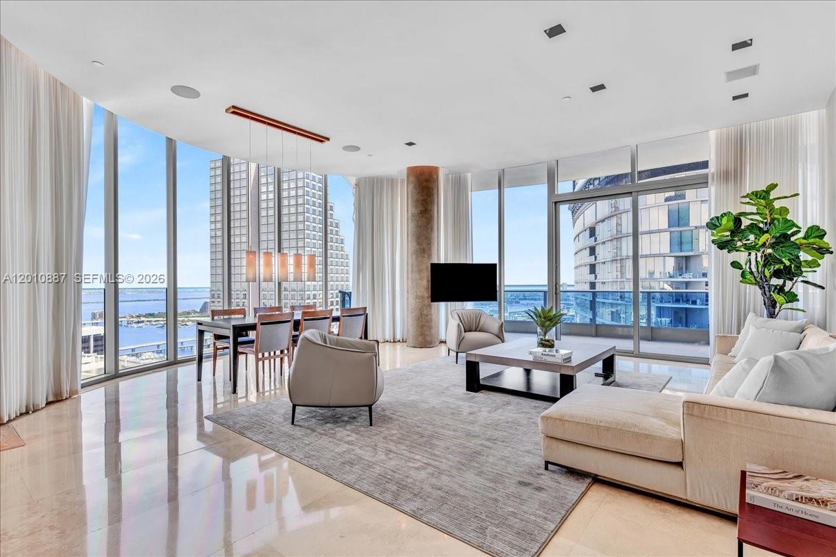 200 Biscayne Blvd Way #PH 5401 Miami, FL 33131