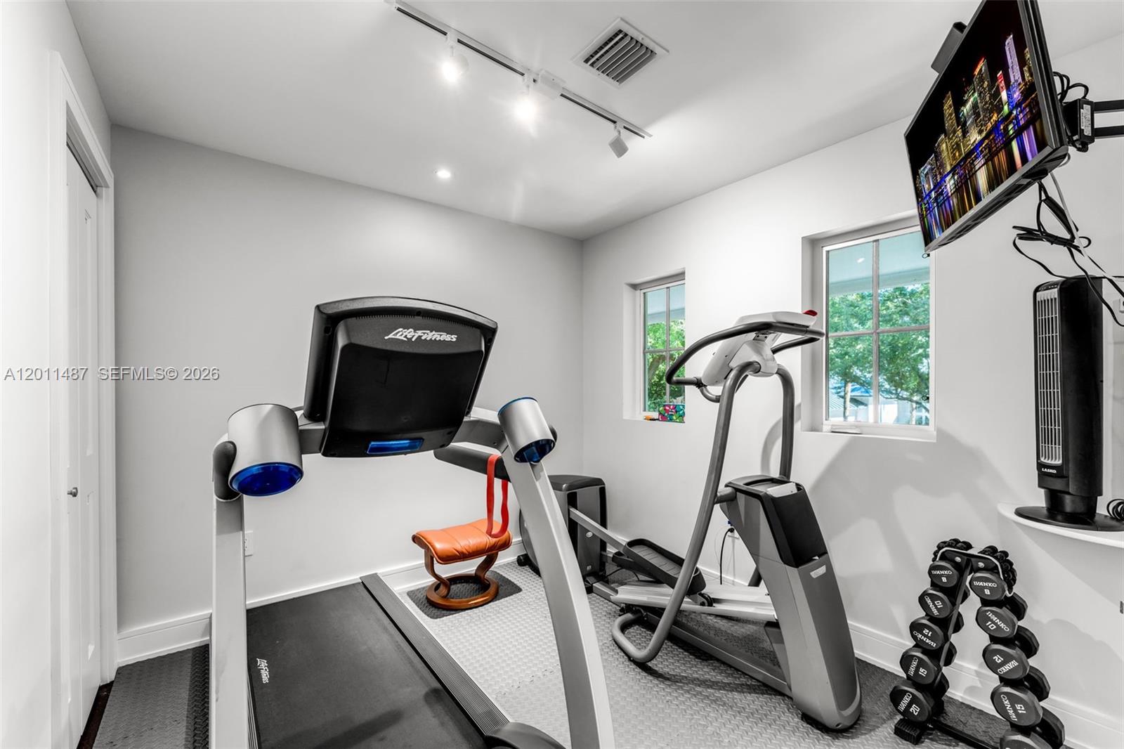 4901 Hammock Park Dr Coral Gables, FL 33156