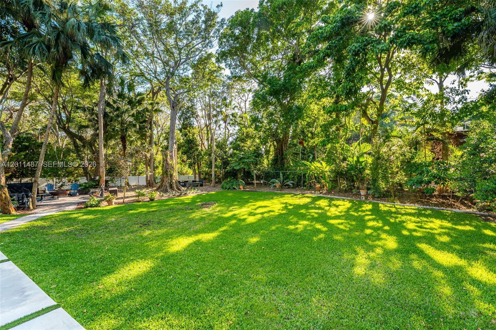 4901 Hammock Park Dr Coral Gables, FL 33156