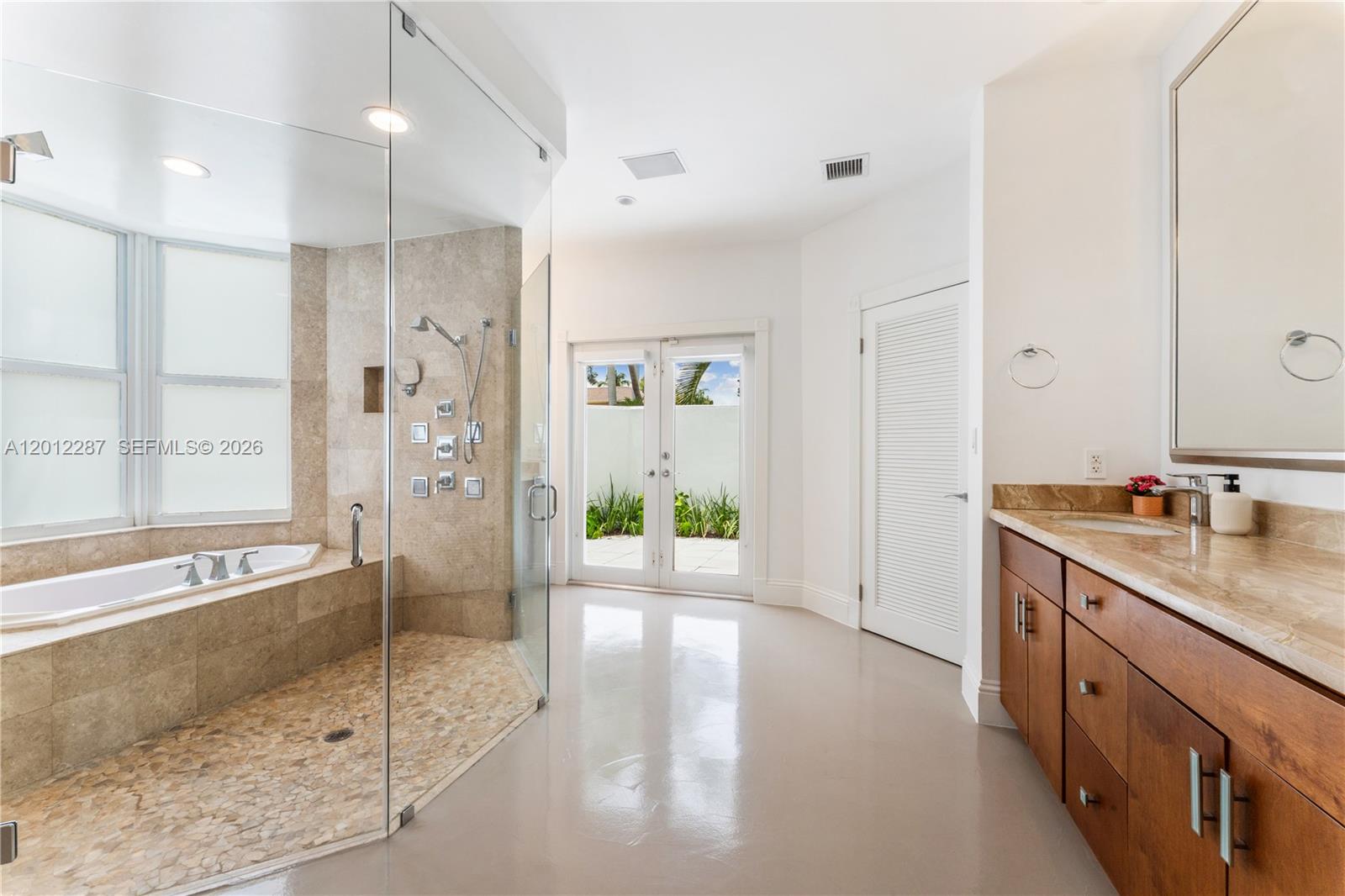 8763 SW 61st Pl Pinecrest, FL 33156