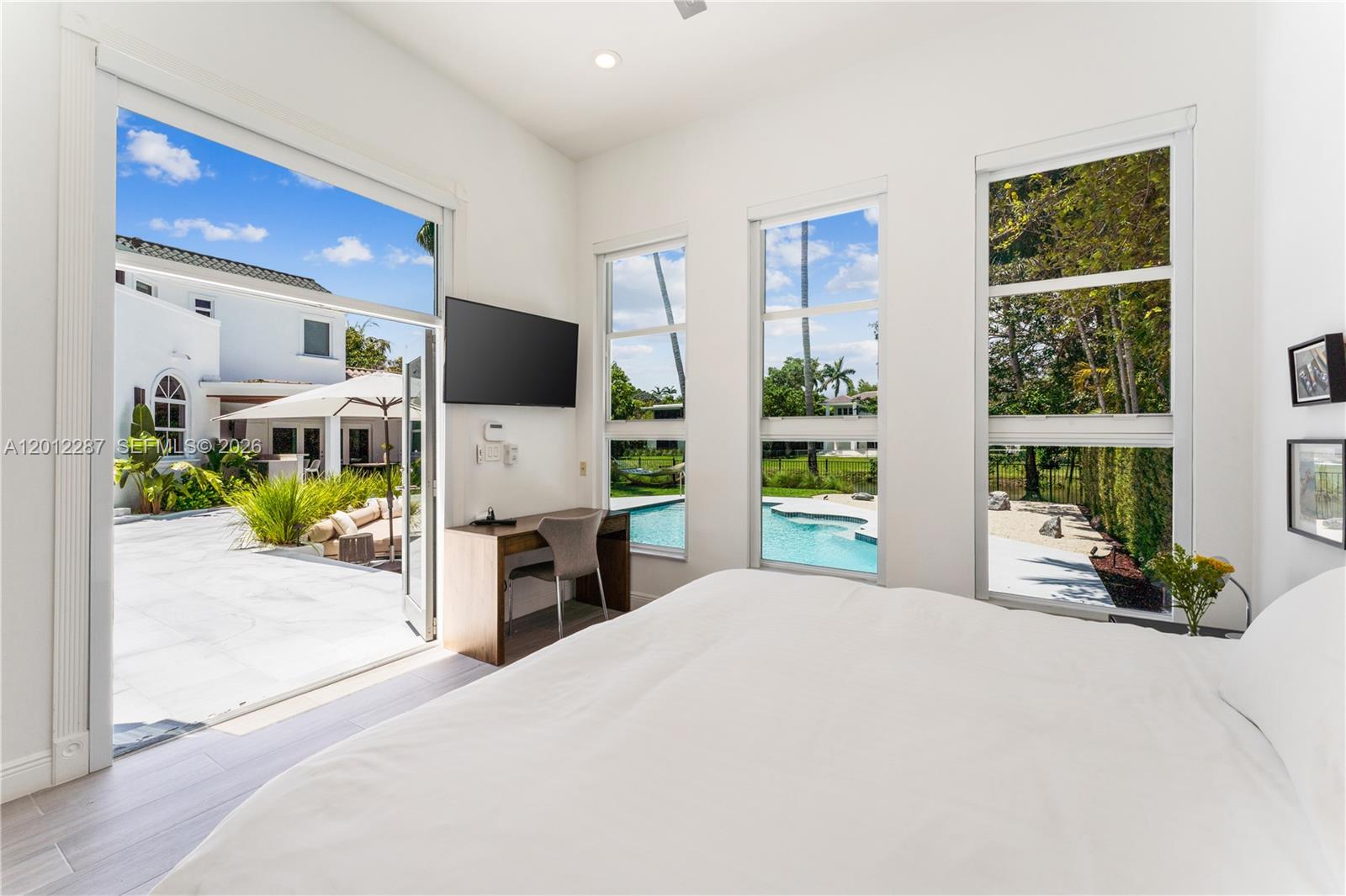 8763 SW 61st Pl Pinecrest, FL 33156