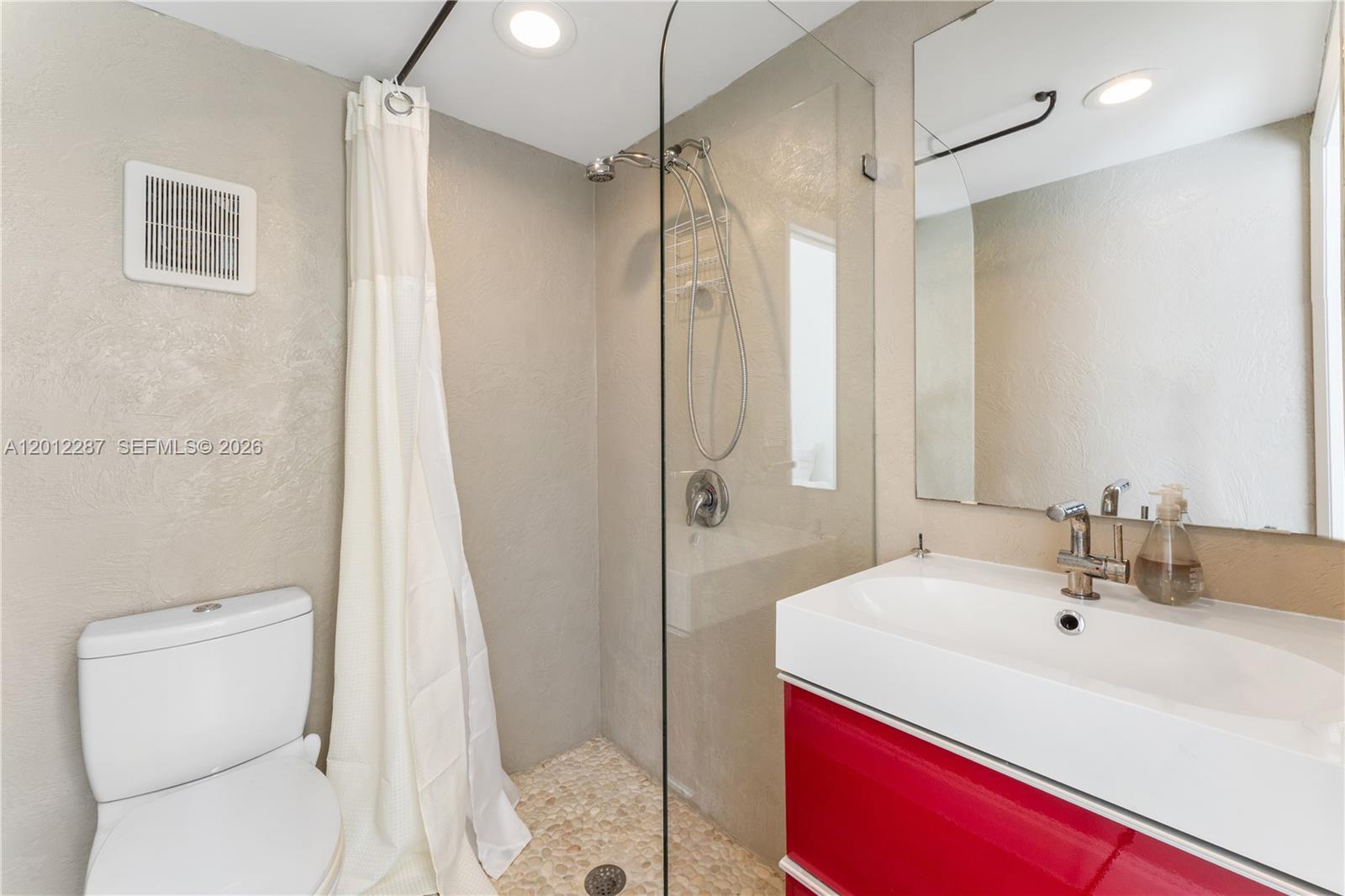 8763 SW 61st Pl Pinecrest, FL 33156