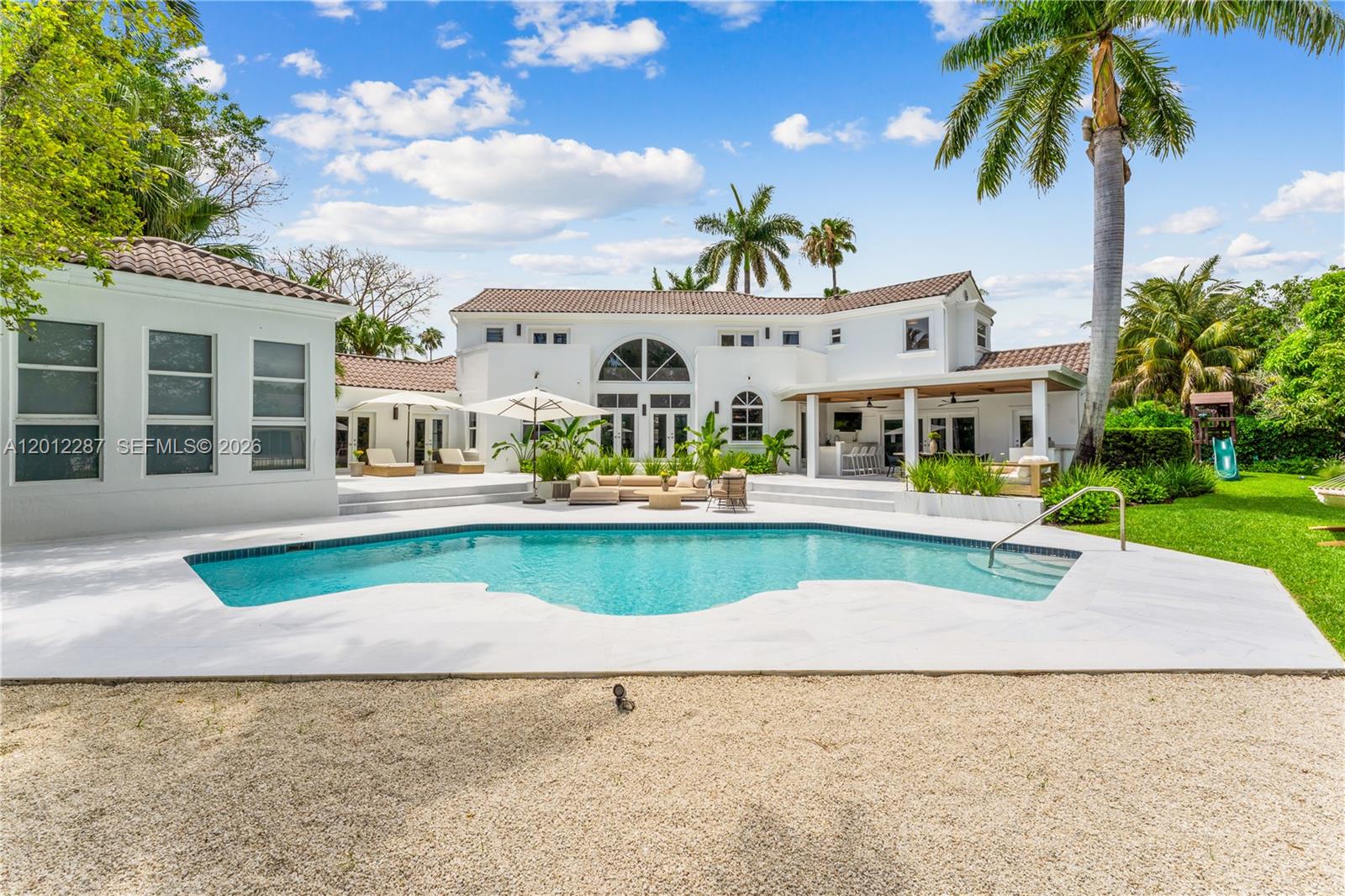 8763 SW 61st Pl Pinecrest, FL 33156
