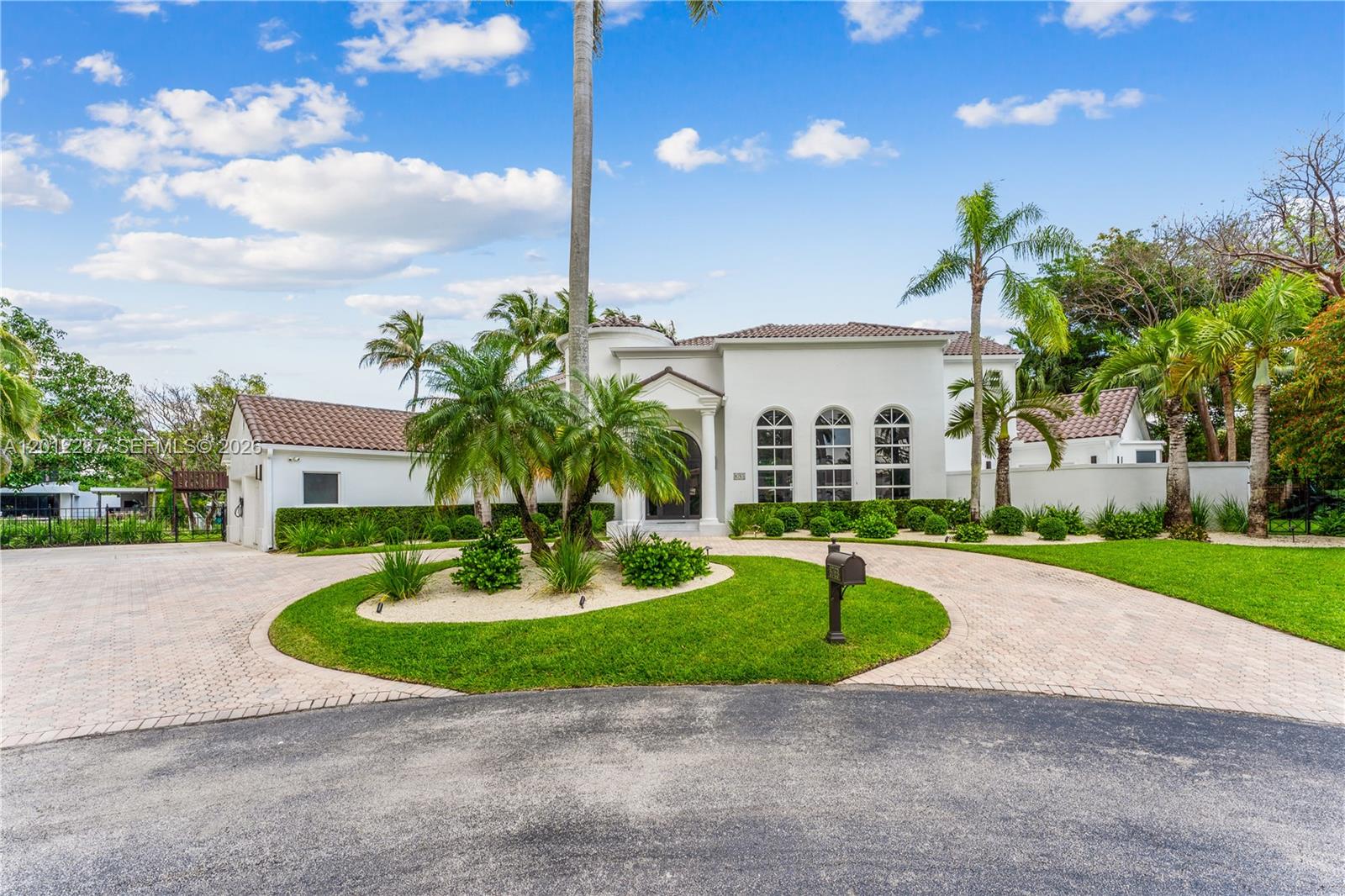 8763 SW 61st Pl Pinecrest, FL 33156