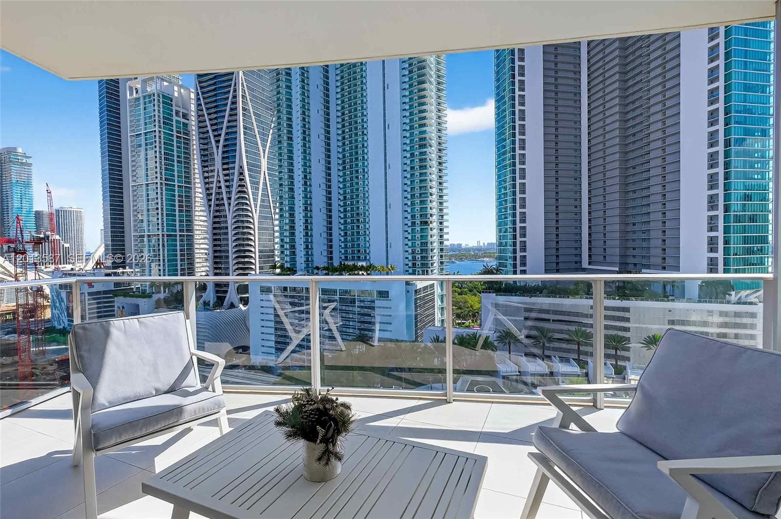 image Paramount Miami Worldcenter18