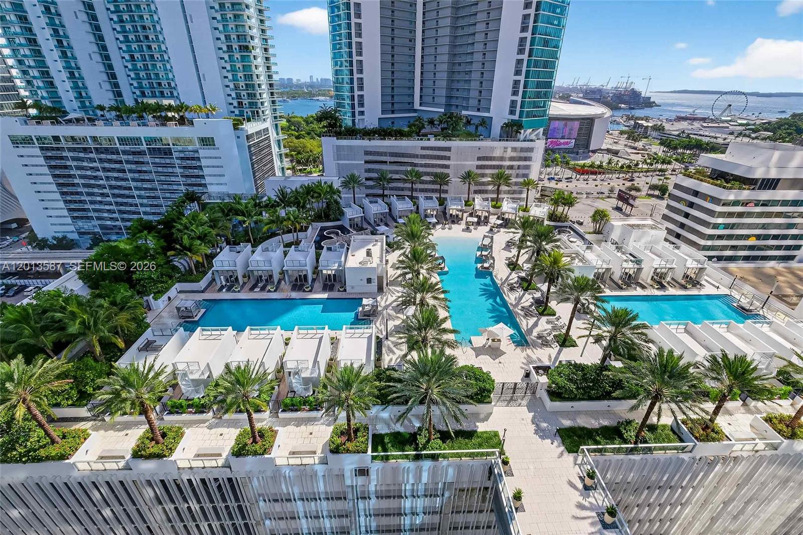 image Paramount Miami Worldcenter24