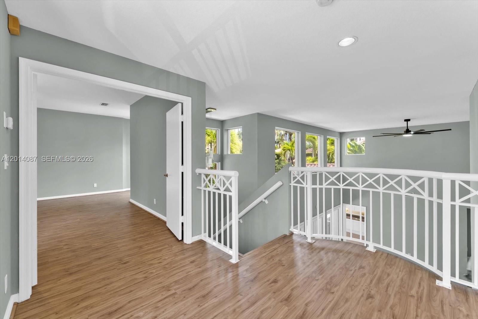 3728 NE 208th Ter Aventura, FL 33180