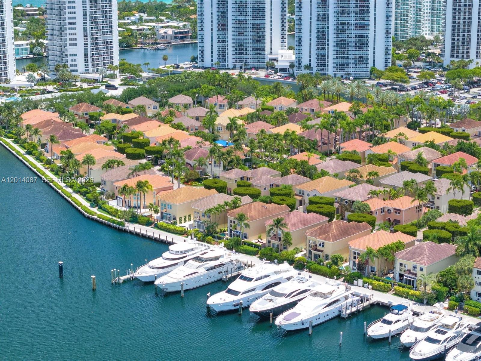 3728 NE 208th Ter Aventura, FL 33180