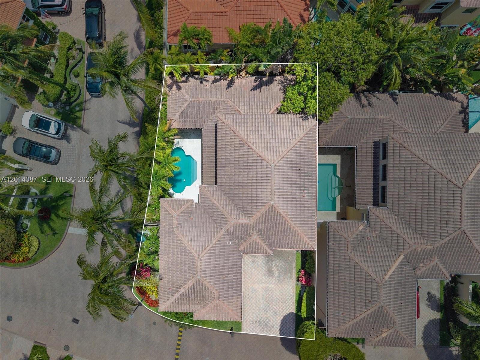 3728 NE 208th Ter Aventura, FL 33180