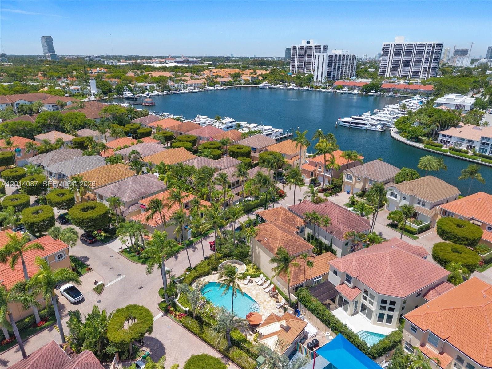 3728 NE 208th Ter Aventura, FL 33180