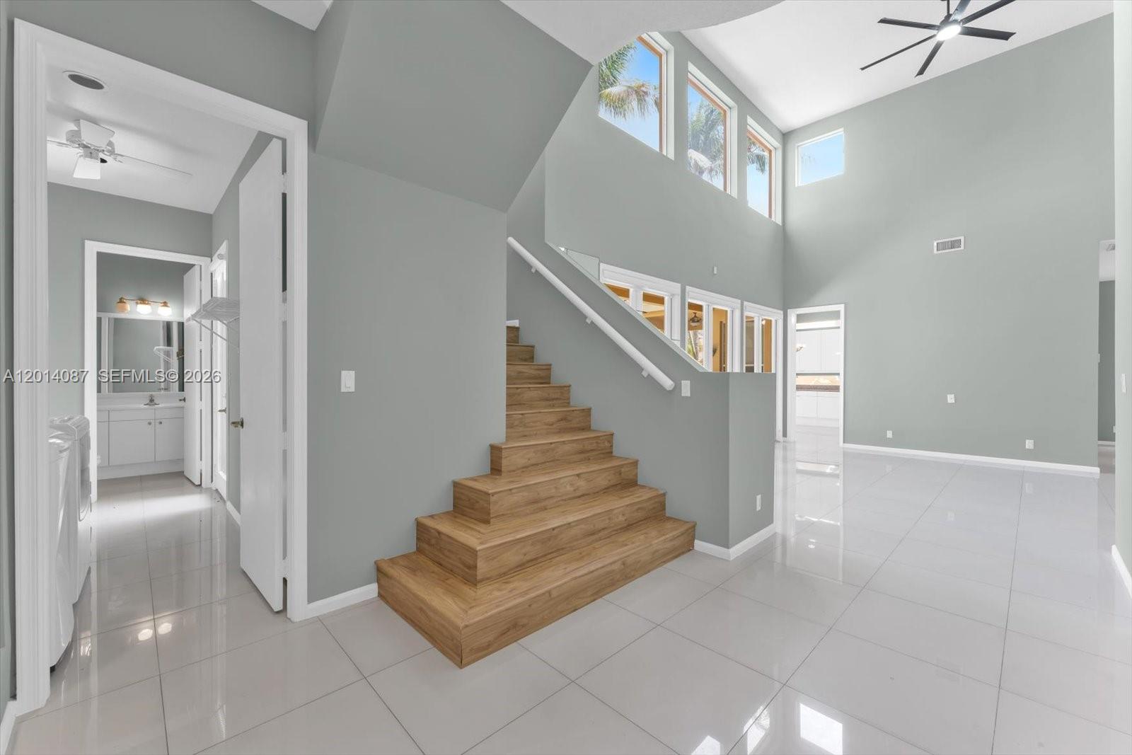 3728 NE 208th Ter Aventura, FL 33180