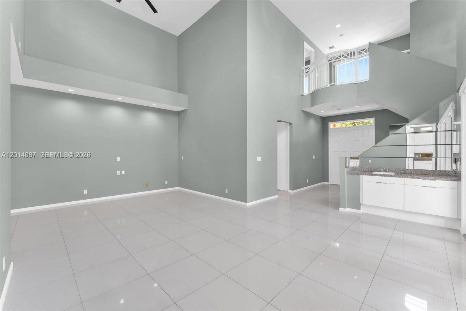 3728 NE 208th Ter Aventura, FL 33180