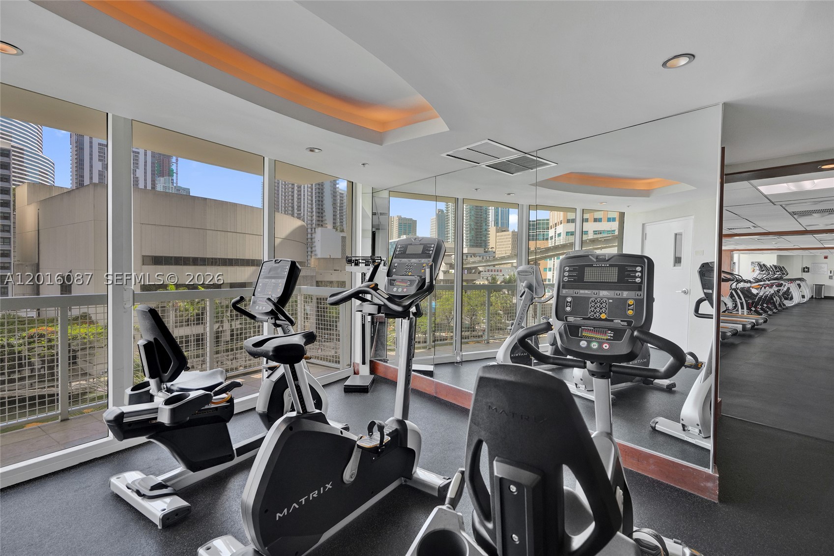 image Brickell on the River North29