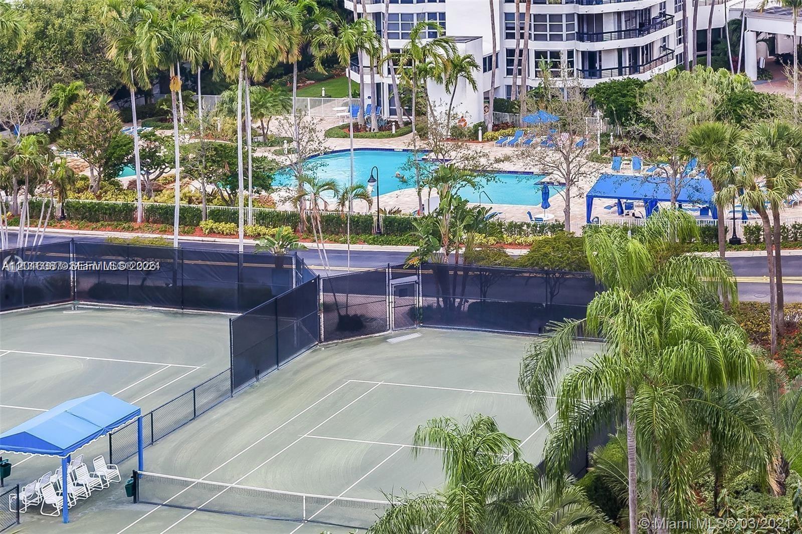 3600 Mystic Pointe Dr #306 Aventura, FL 33180