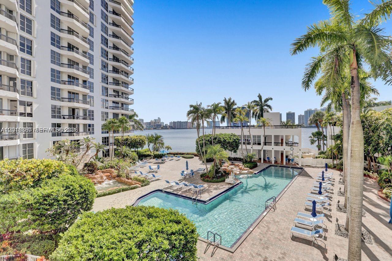 3600 Mystic Pointe Dr #306 Aventura, FL 33180