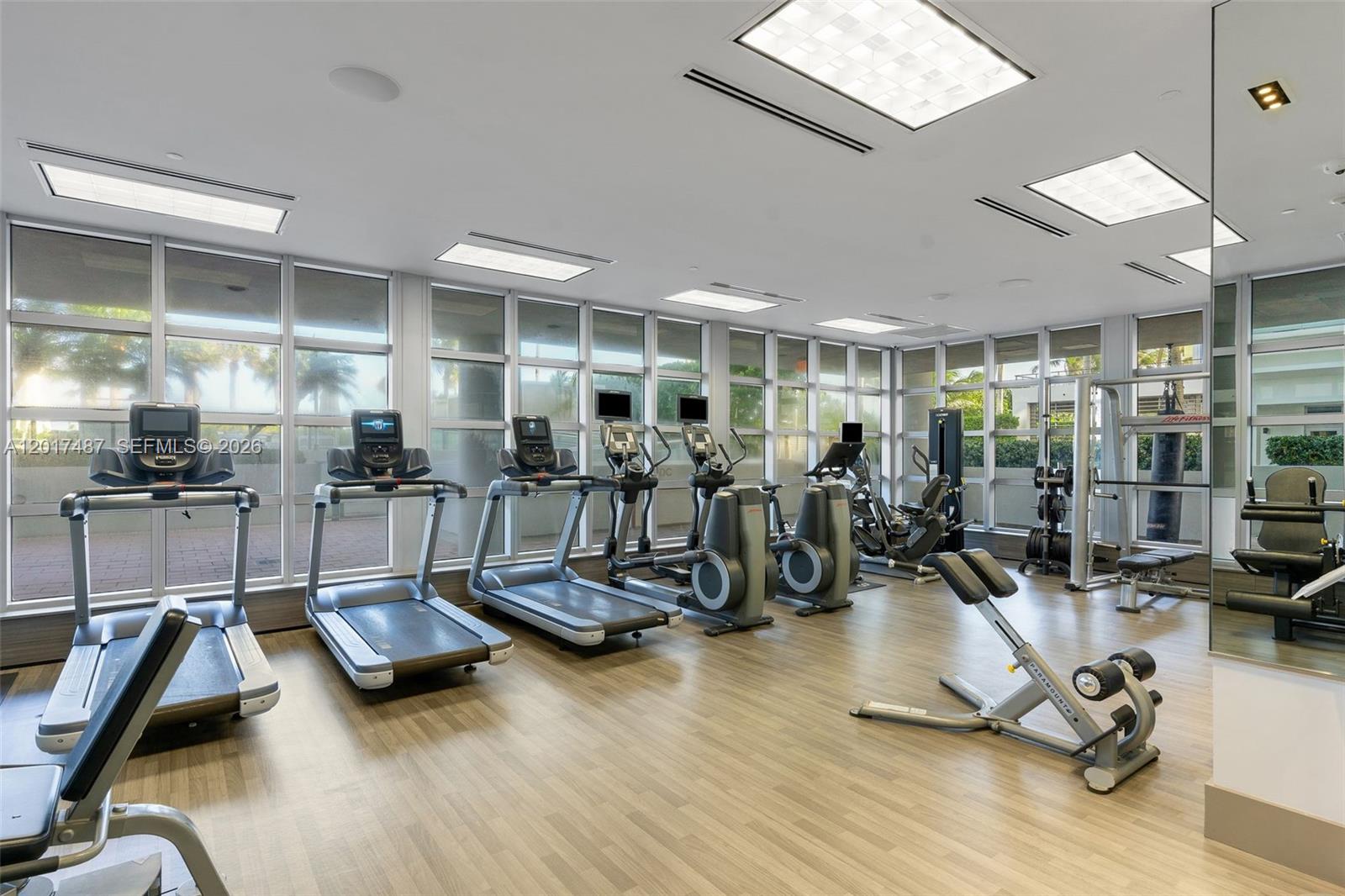 3737 Collins Ave #S-403 Miami Beach, FL 33140