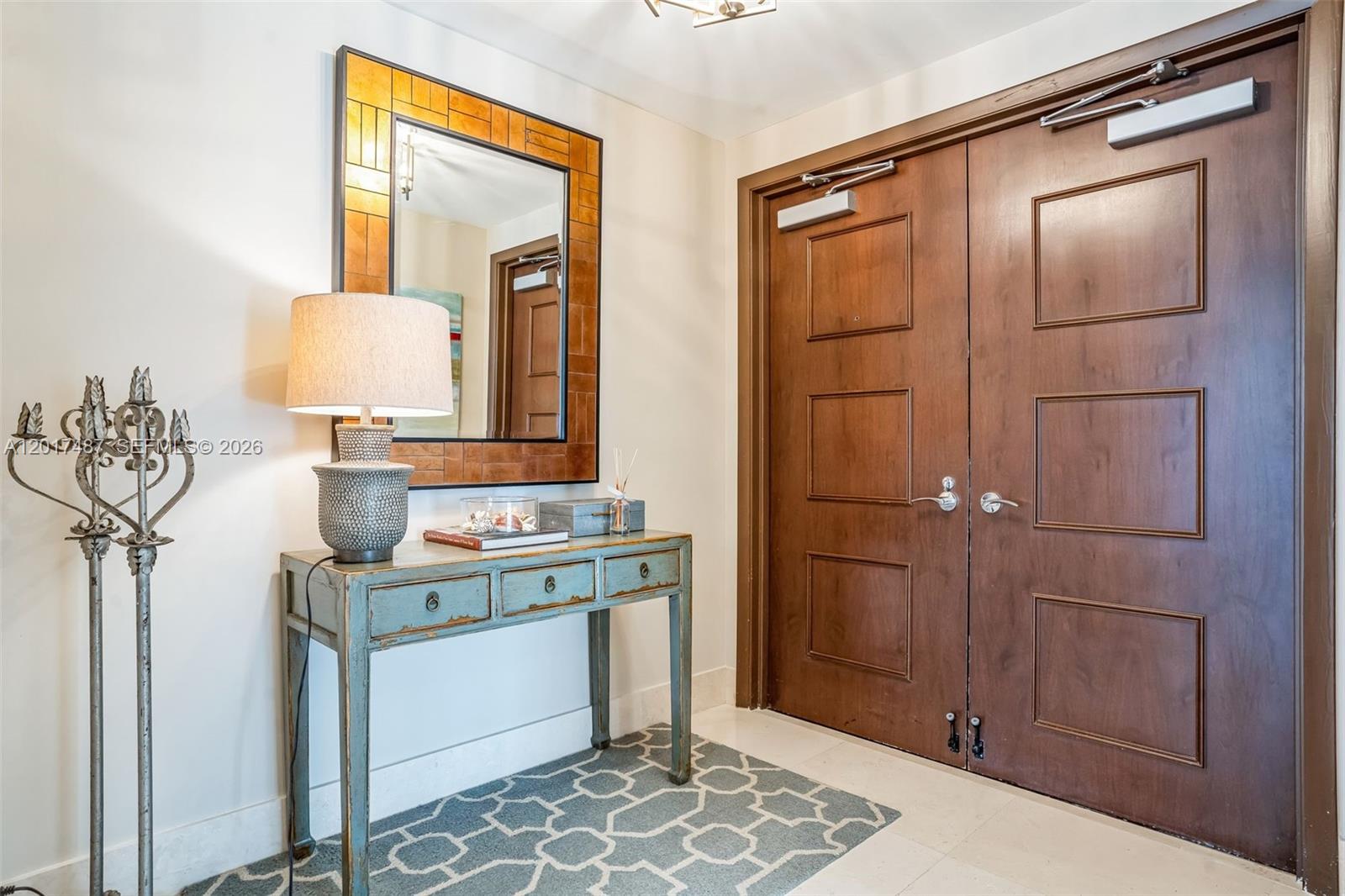 3737 Collins Ave #S-403 Miami Beach, FL 33140
