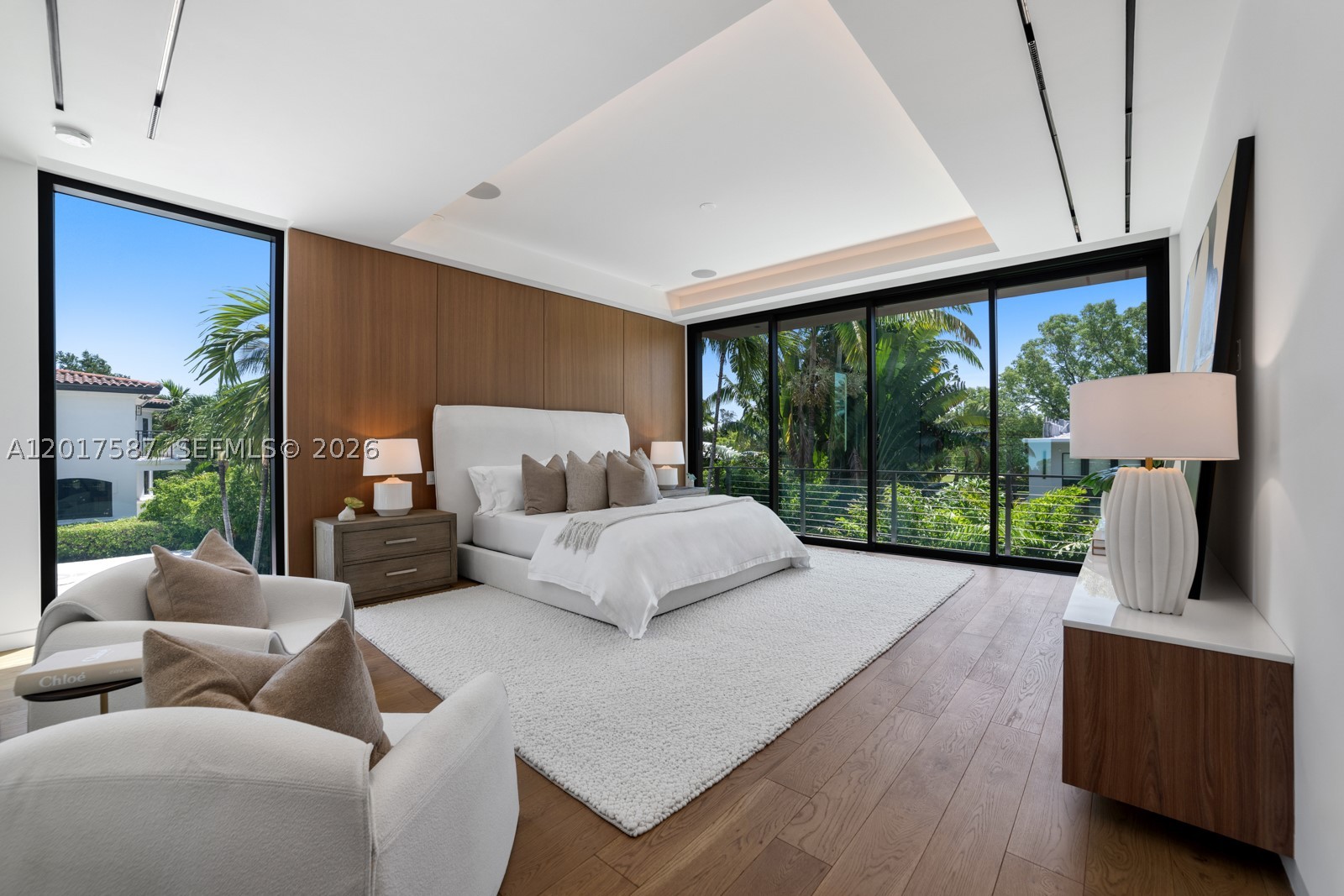 3045 N Bay Rd Miami Beach, FL 33140